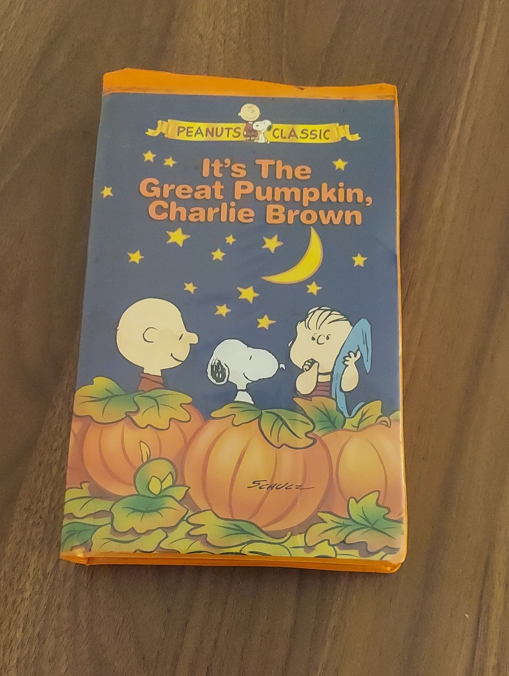 Peanuts It's The Great Pumpkin Charlie Brown VHS with Orange and Blue Artwork